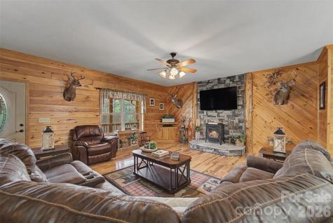 1960 Atoah Road Robbinsville NC 28771
