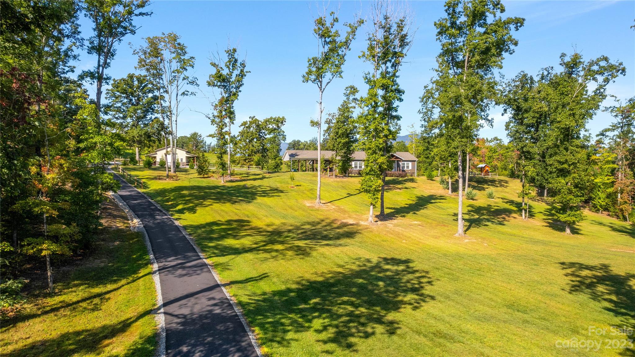 1660 Smith Dairy Road Columbus NC 28722