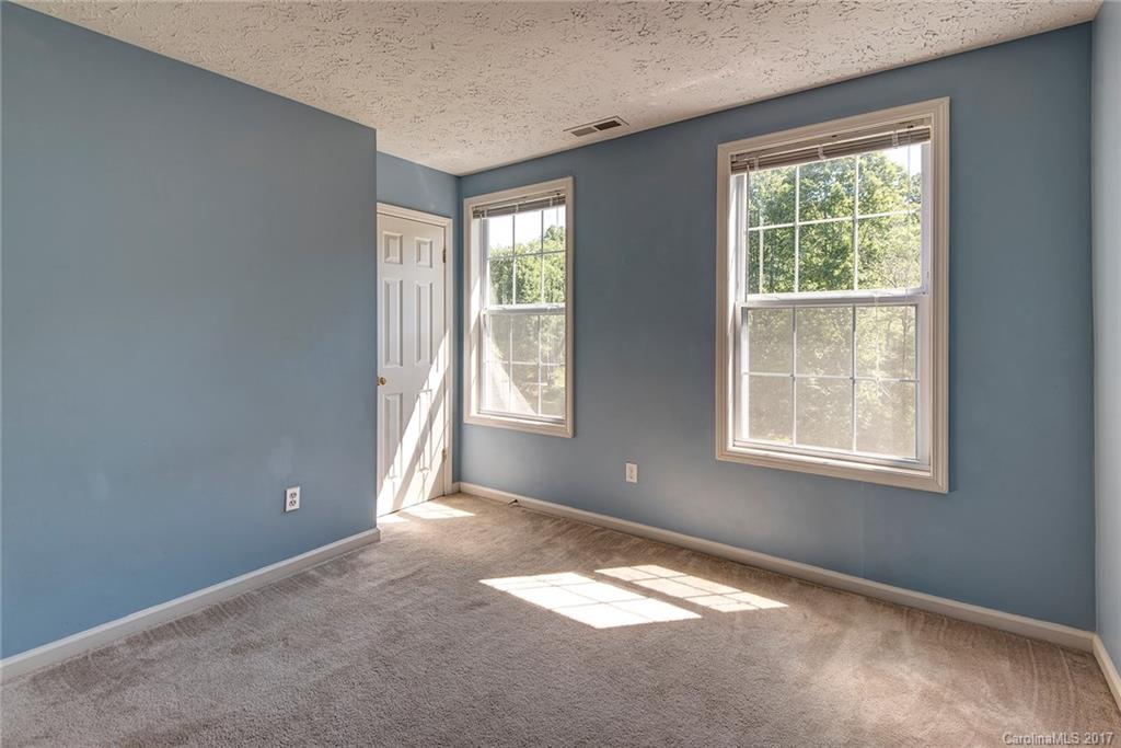 11 Dunwood Road Asheville NC 28804