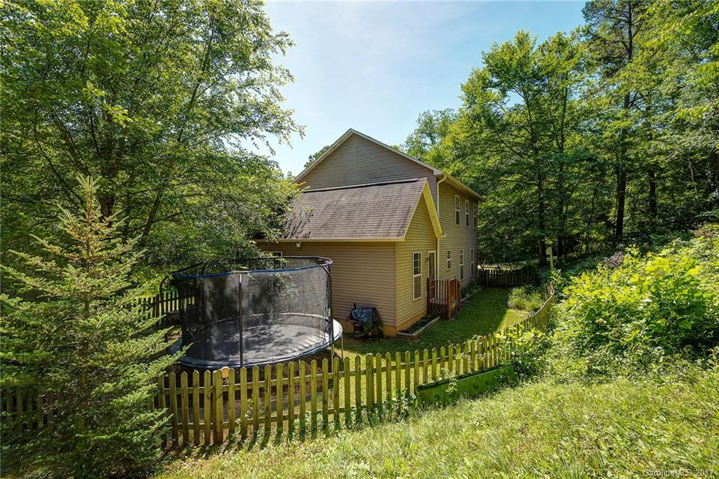 11 Dunwood Road Asheville NC 28804