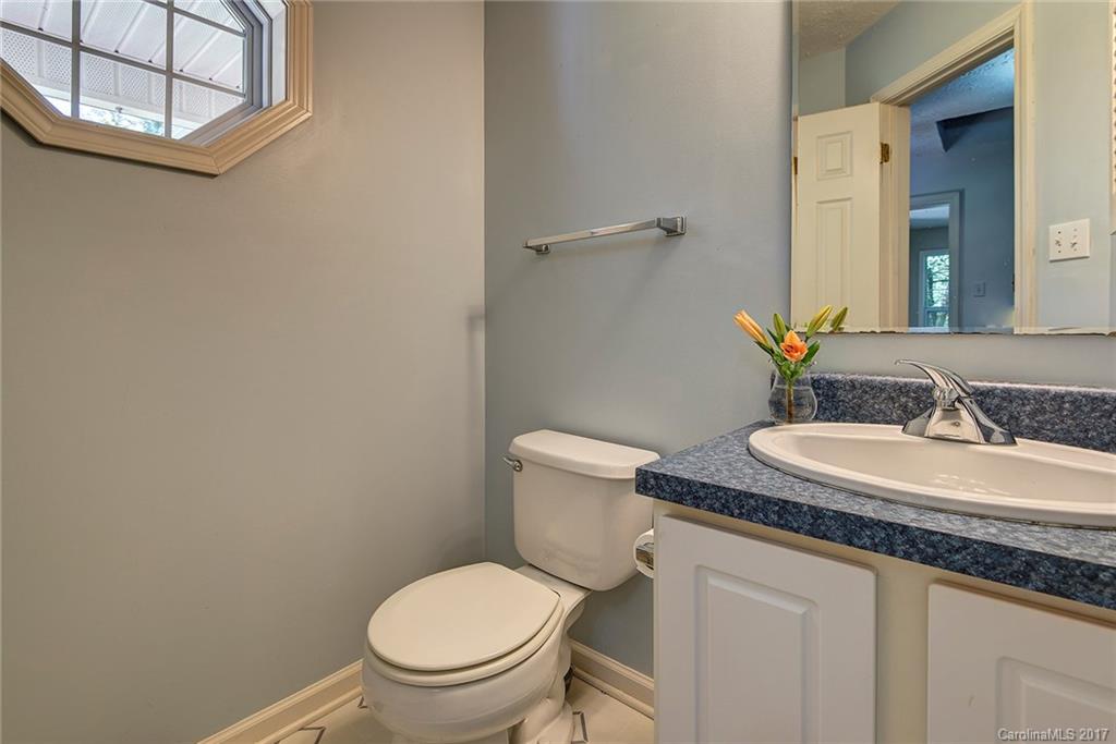 11 Dunwood Road Asheville NC 28804