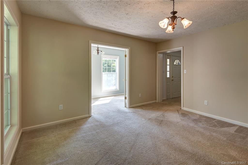 11 Dunwood Road Asheville NC 28804