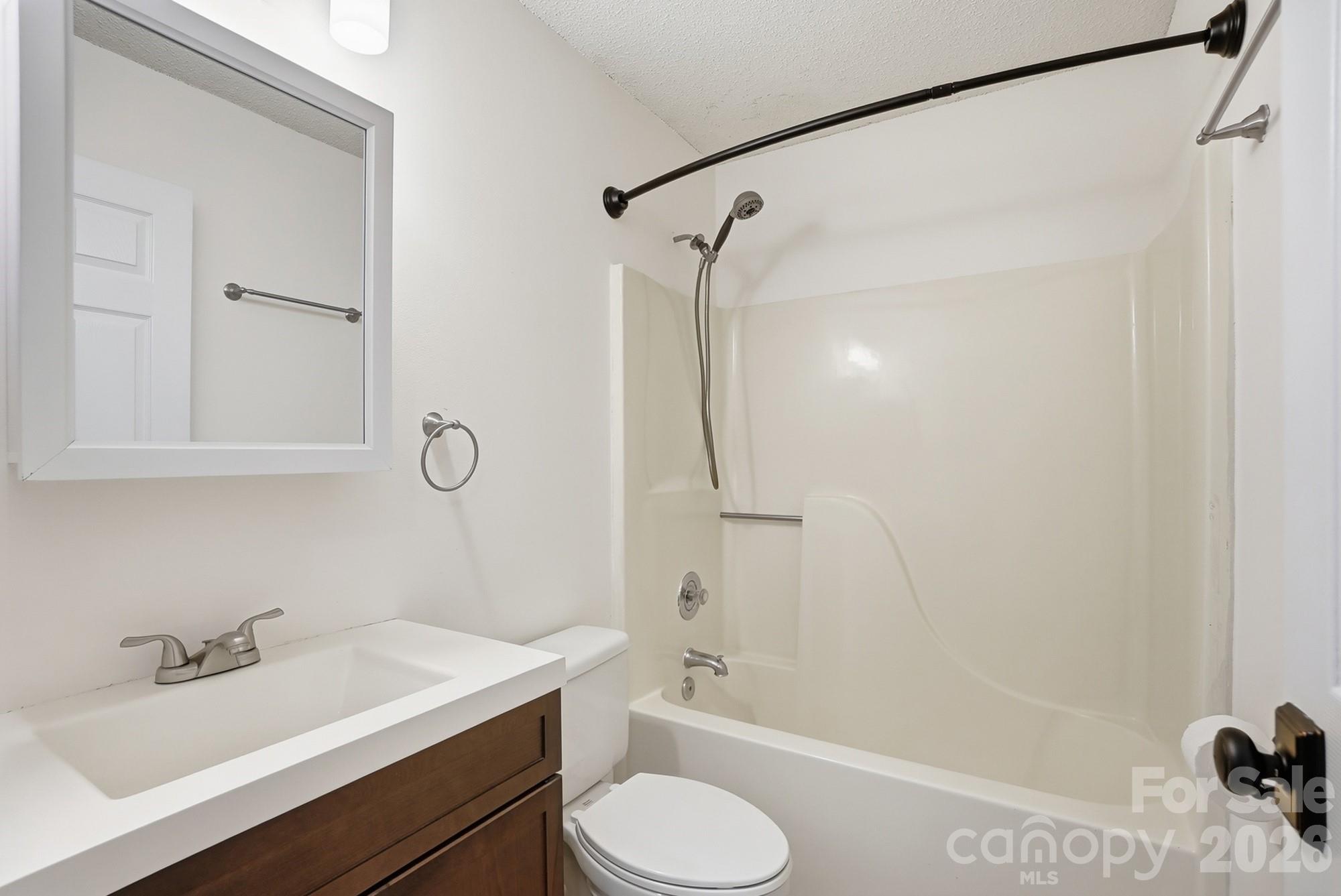 3419 Pondridge Court Charlotte NC 28269