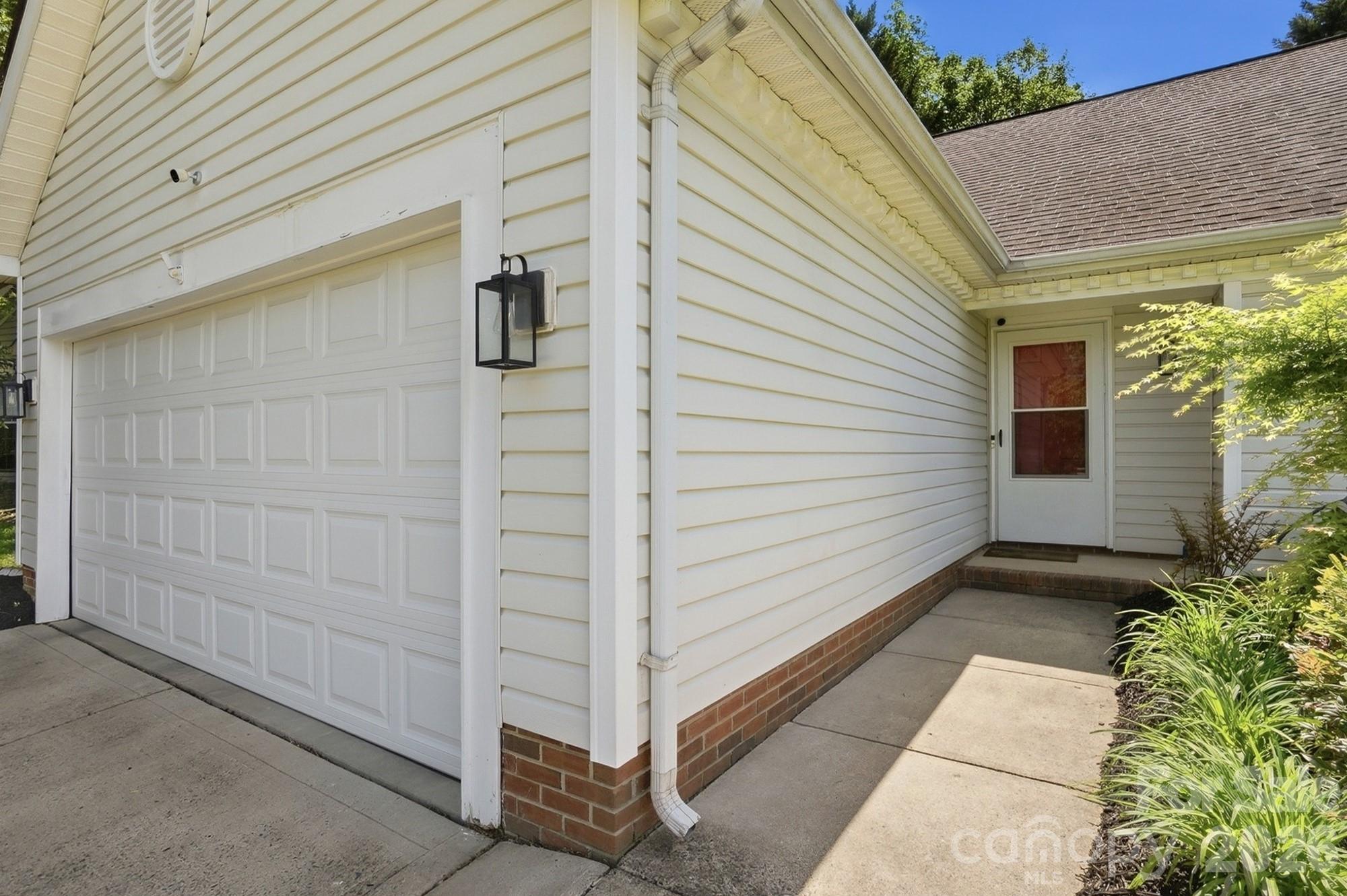 3419 Pondridge Court Charlotte NC 28269