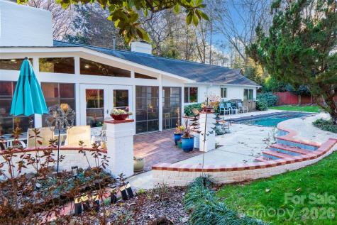 1330 Cedar Lane Charlotte NC 28226