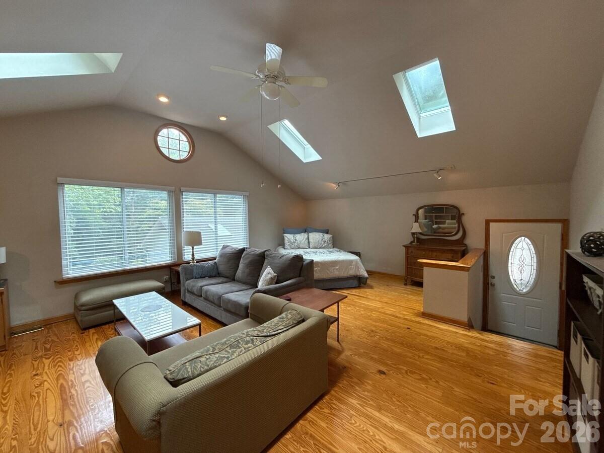1330 Cedar Lane Charlotte NC 28226
