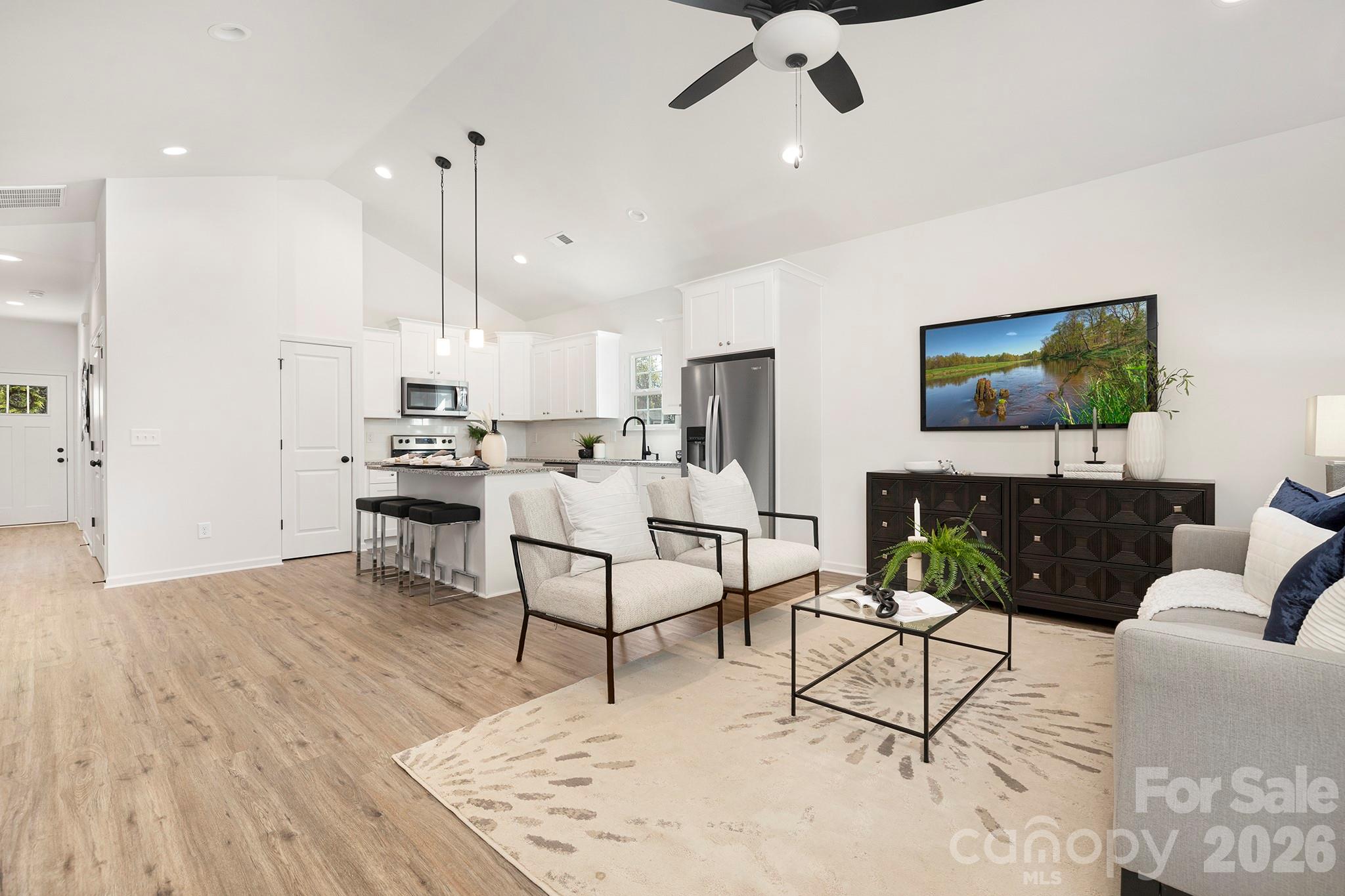528 W Todd Lane Charlotte NC 28208