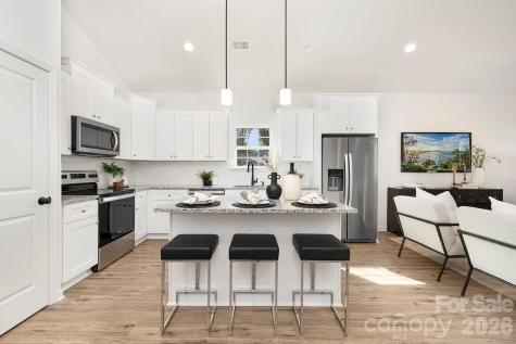 528 W Todd Lane Charlotte NC 28208