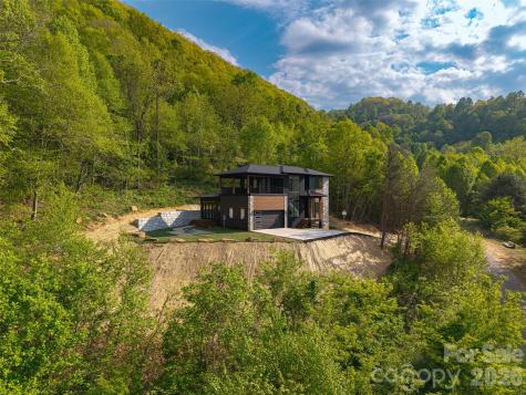 134 View Ridge Parkway Leicester NC 28748