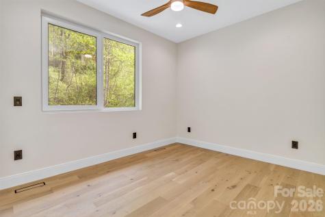 134 View Ridge Parkway Leicester NC 28748
