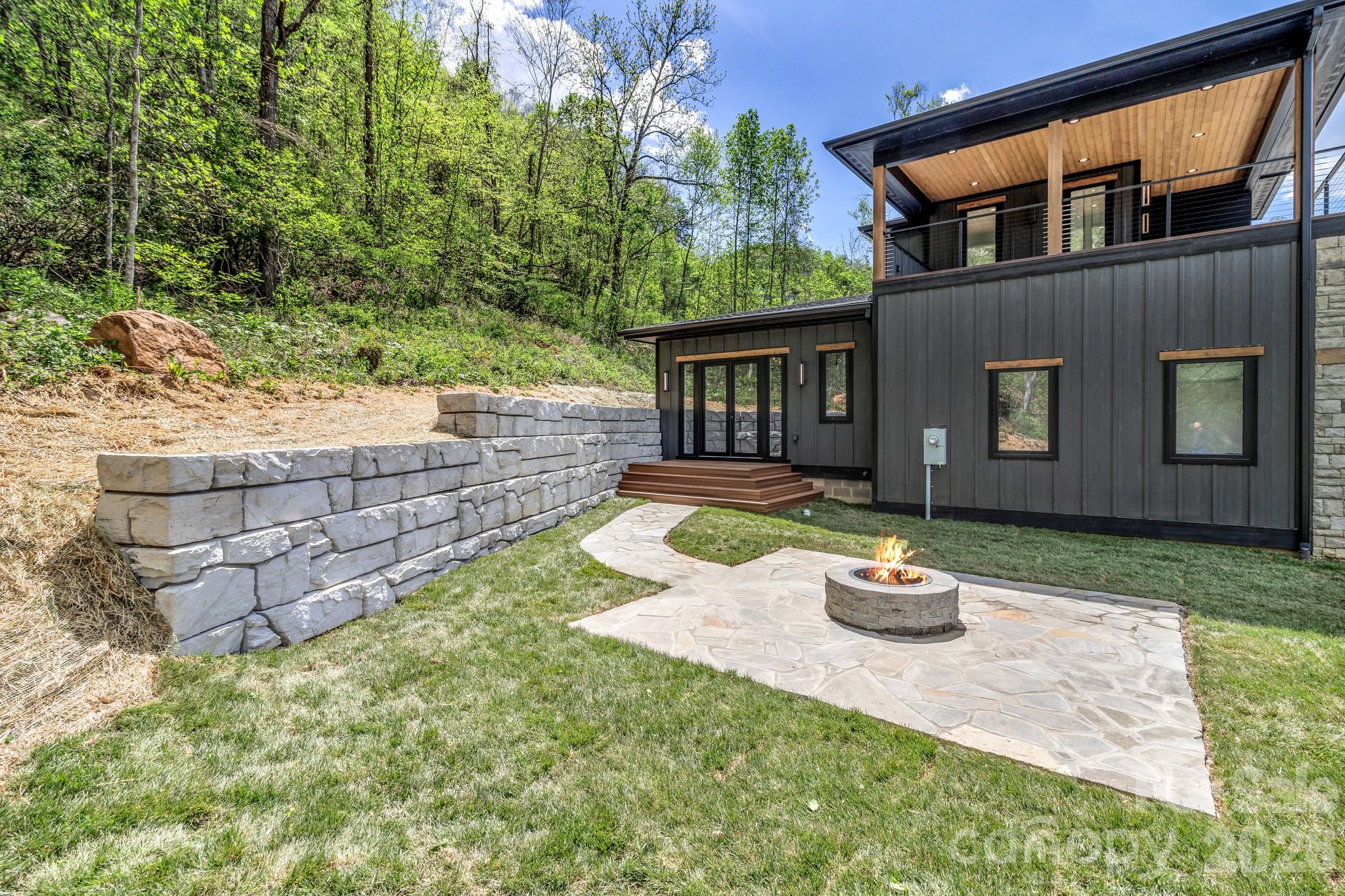 134 View Ridge Parkway Leicester NC 28748