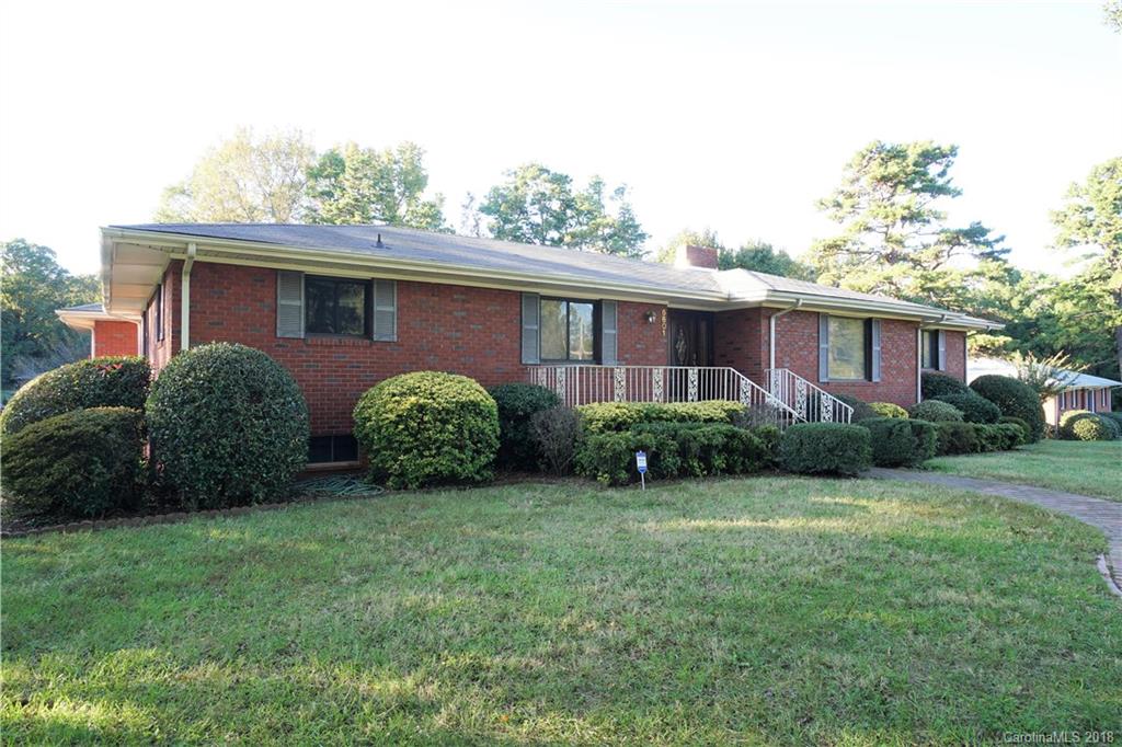 6601 Indian Lane Charlotte NC 28213