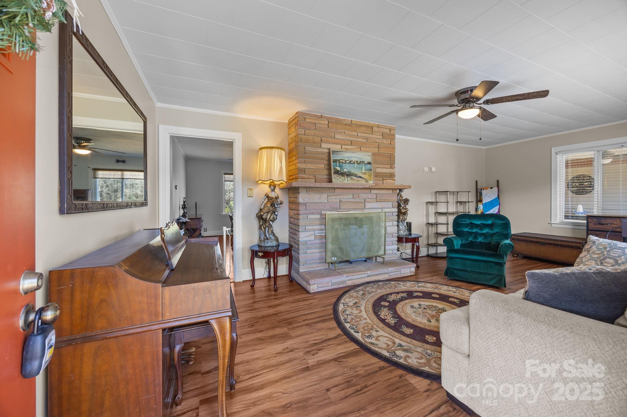 114 Valley Drive Badin NC 28009