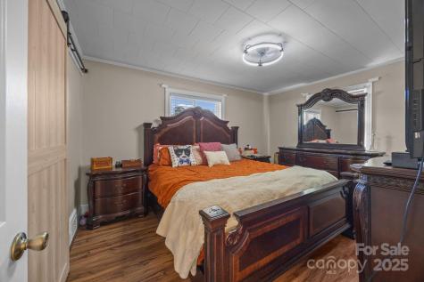 114 Valley Drive Badin NC 28009