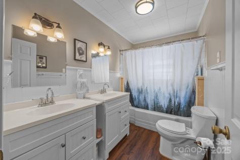 114 Valley Drive Badin NC 28009