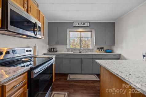 114 Valley Drive Badin NC 28009