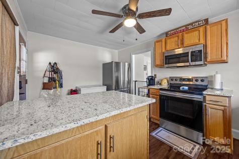 114 Valley Drive Badin NC 28009