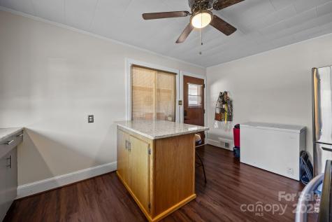 114 Valley Drive Badin NC 28009