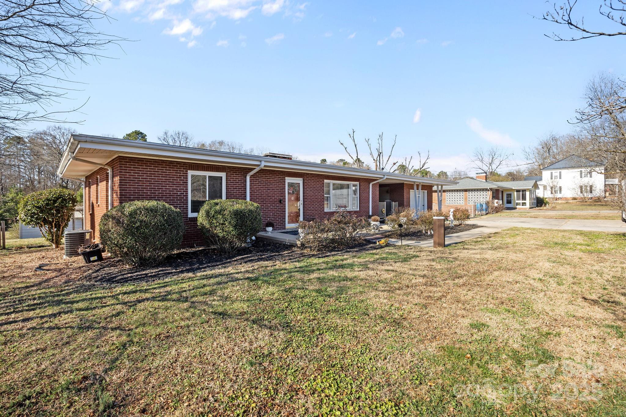 114 Valley Drive Badin NC 28009