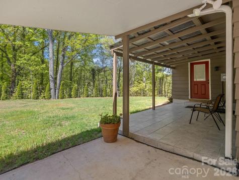 110 Persimmon Hill Court Columbus NC 28722
