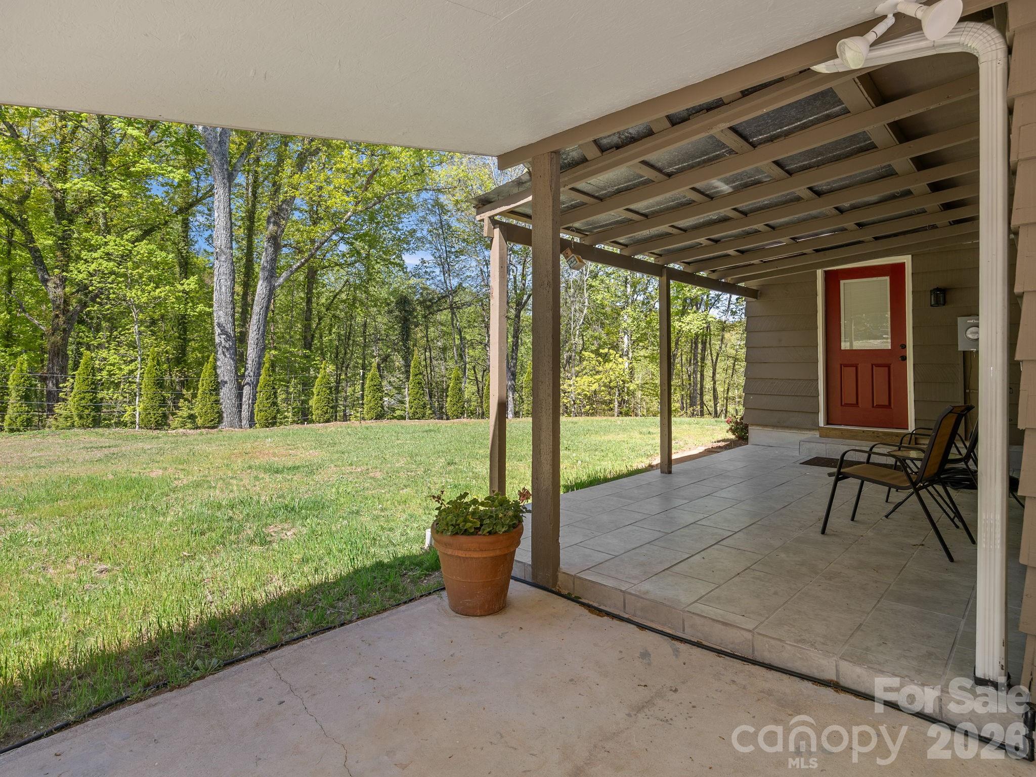 110 Persimmon Hill Court Columbus NC 28722
