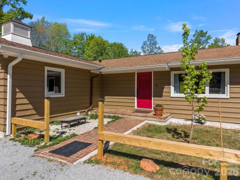 110 Persimmon Hill Court Columbus NC 28722
