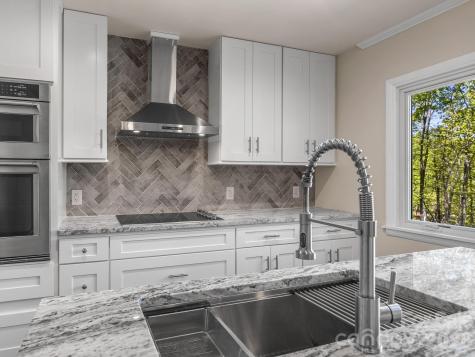 110 Persimmon Hill Court Columbus NC 28722