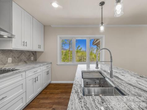 110 Persimmon Hill Court Columbus NC 28722