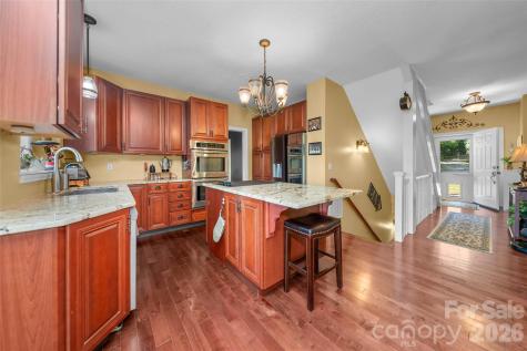 350 Vista Point Drive Weaverville NC 28787