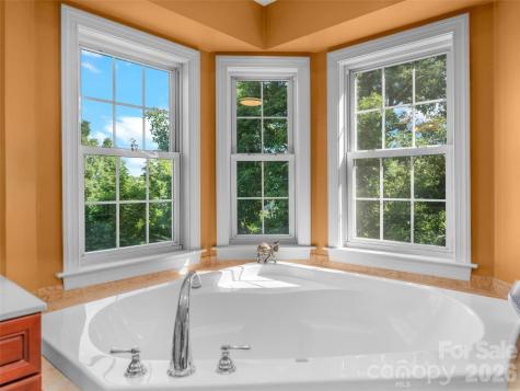 350 Vista Point Drive Weaverville NC 28787