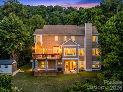 350 Vista Point Drive Weaverville NC 28787