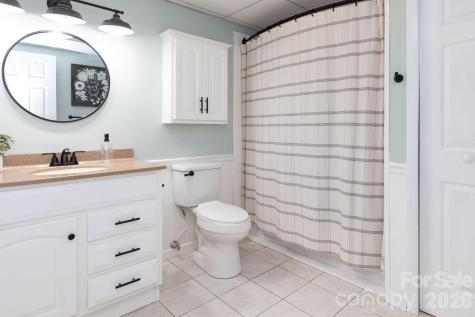 143 Devonwood Drive Marion NC 28752