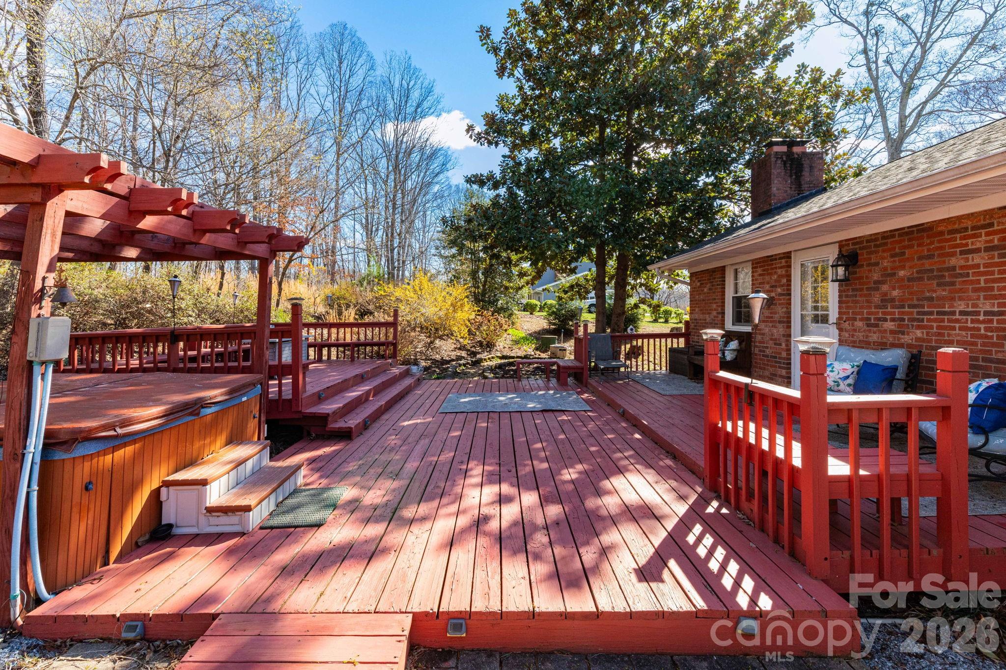 143 Devonwood Drive Marion NC 28752