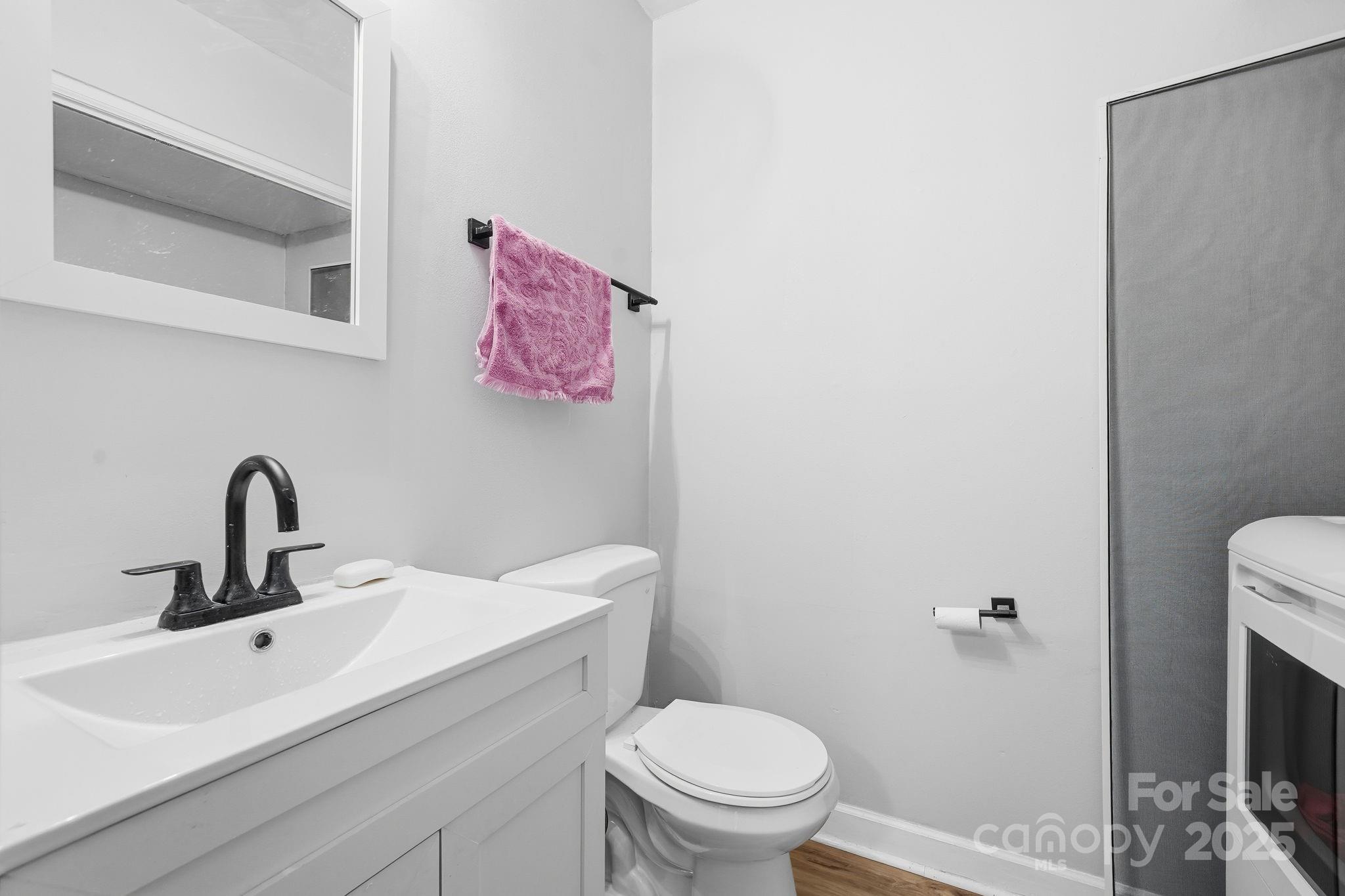 5918 Crape Myrtle Lane Charlotte NC 28216