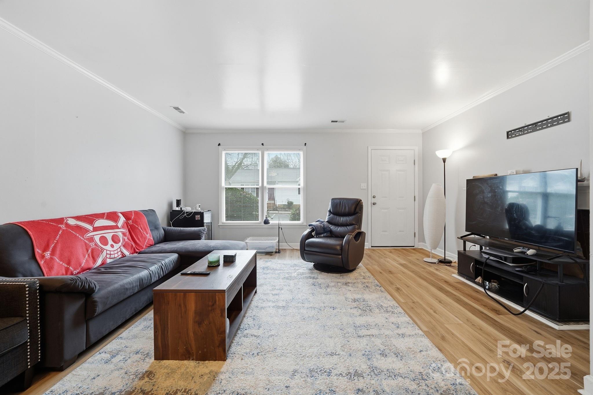 5918 Crape Myrtle Lane Charlotte NC 28216