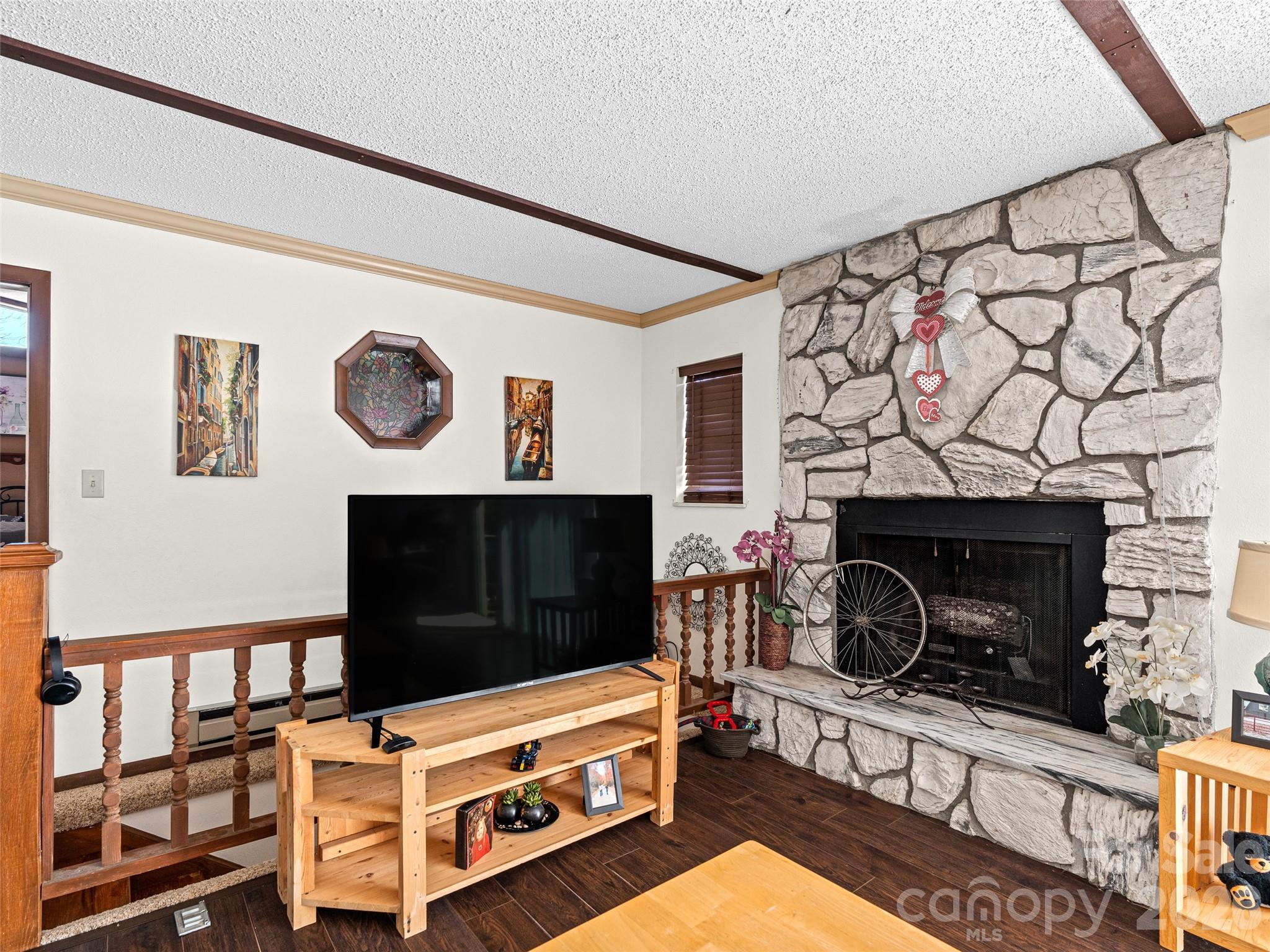 174 Pleasant Ridge Maggie Valley NC 28751