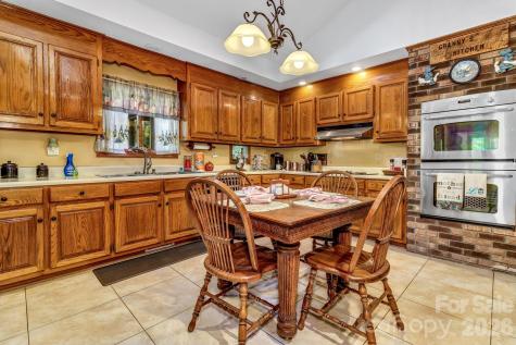 218 Brown Road Hendersonville NC 28791
