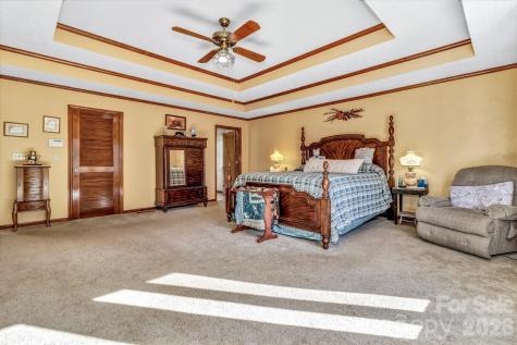 218 Brown Road Hendersonville NC 28791