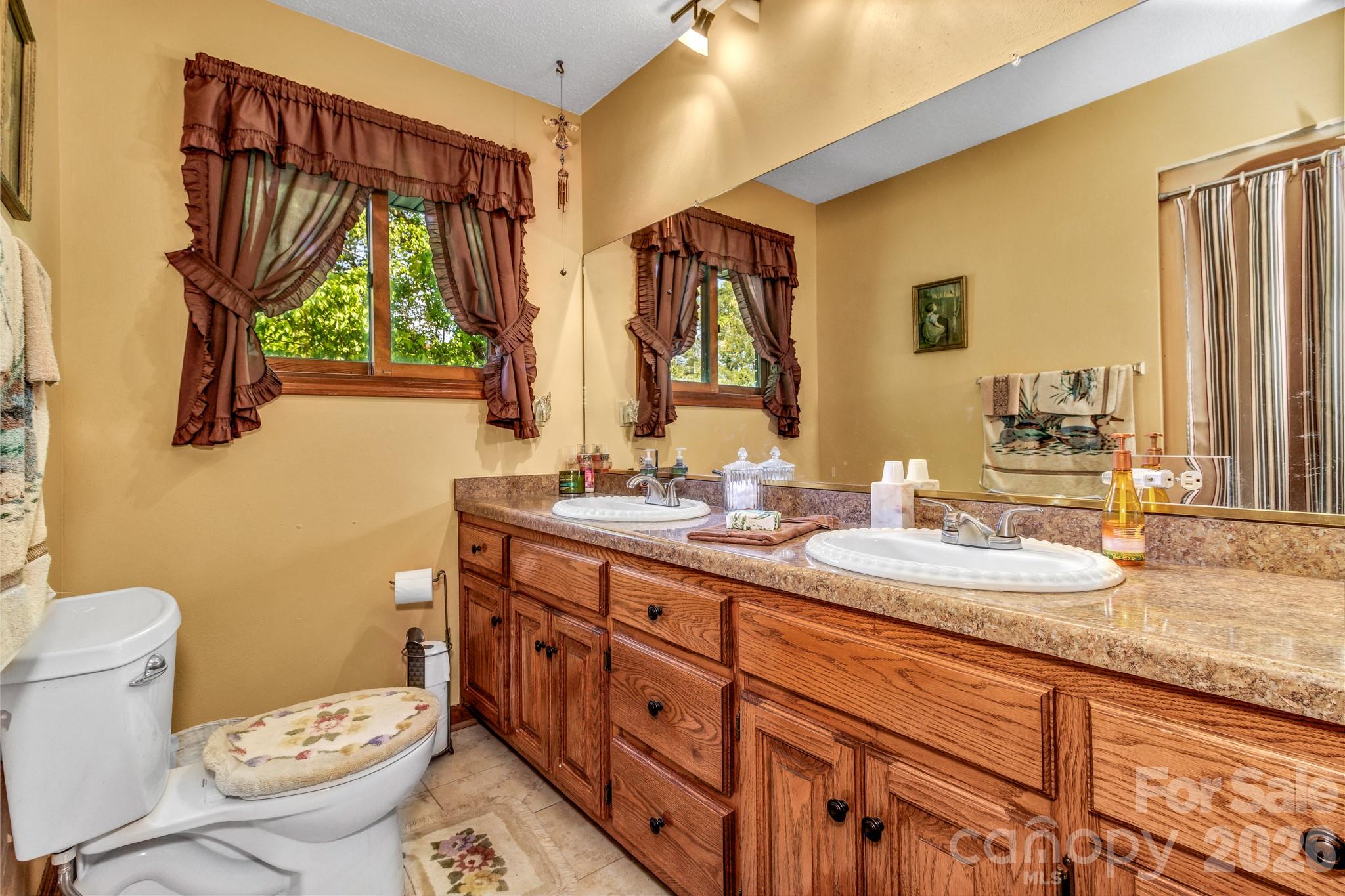 218 Brown Road Hendersonville NC 28791
