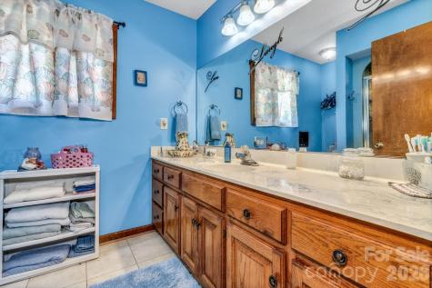218 Brown Road Hendersonville NC 28791