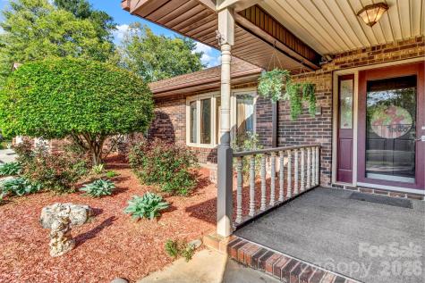 218 Brown Road Hendersonville NC 28791