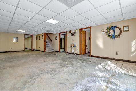 218 Brown Road Hendersonville NC 28791