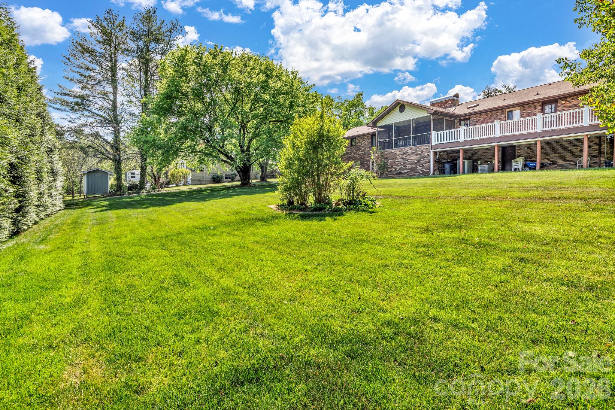 218 Brown Road Hendersonville NC 28791