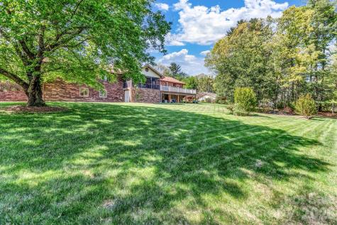 218 Brown Road Hendersonville NC 28791