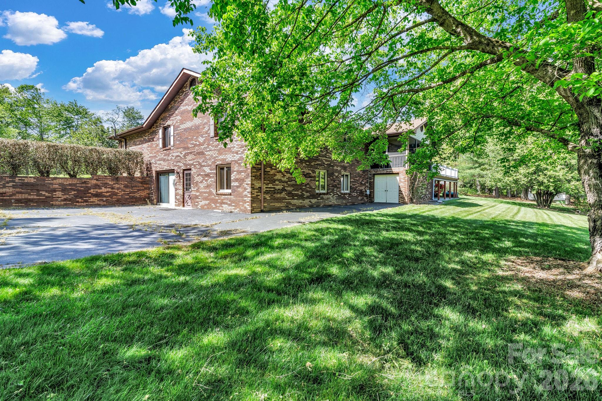 218 Brown Road Hendersonville NC 28791
