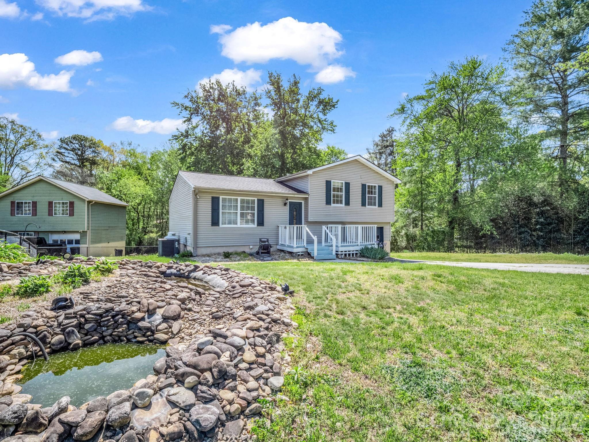 227 Bradshaw Avenue Hendersonville NC 28792