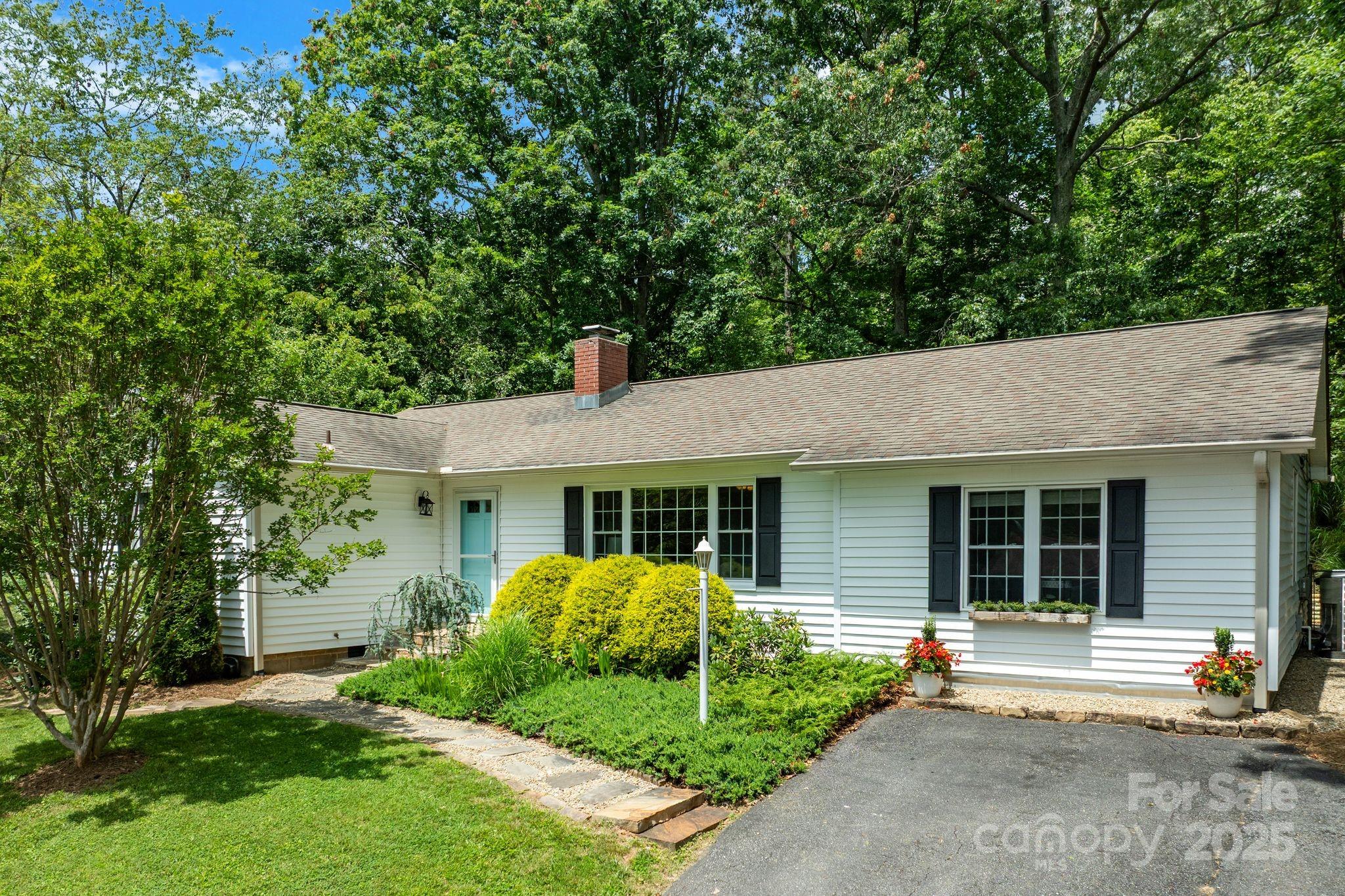 10 Daniel Lane Black Mountain NC 28711