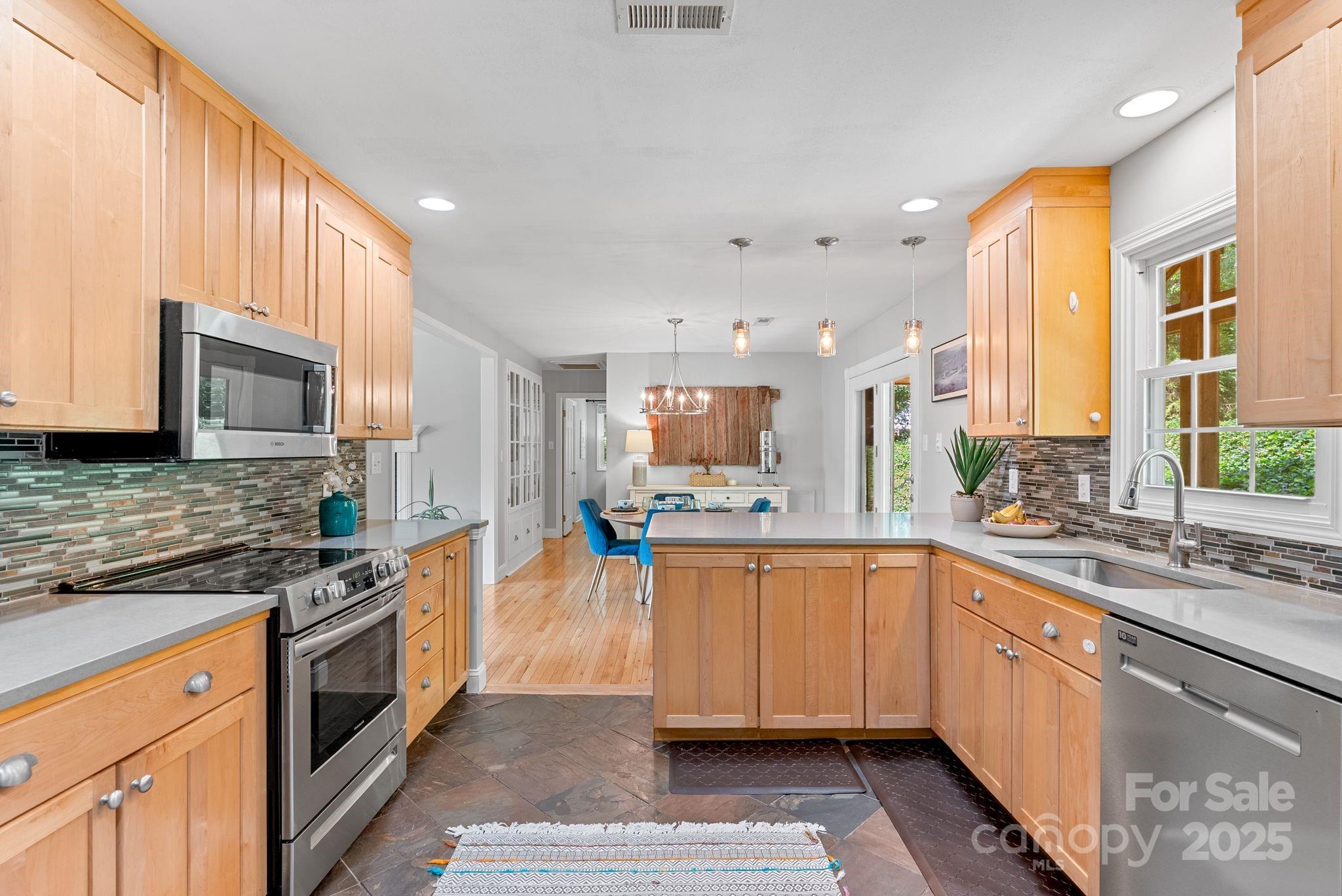 10 Daniel Lane Black Mountain NC 28711