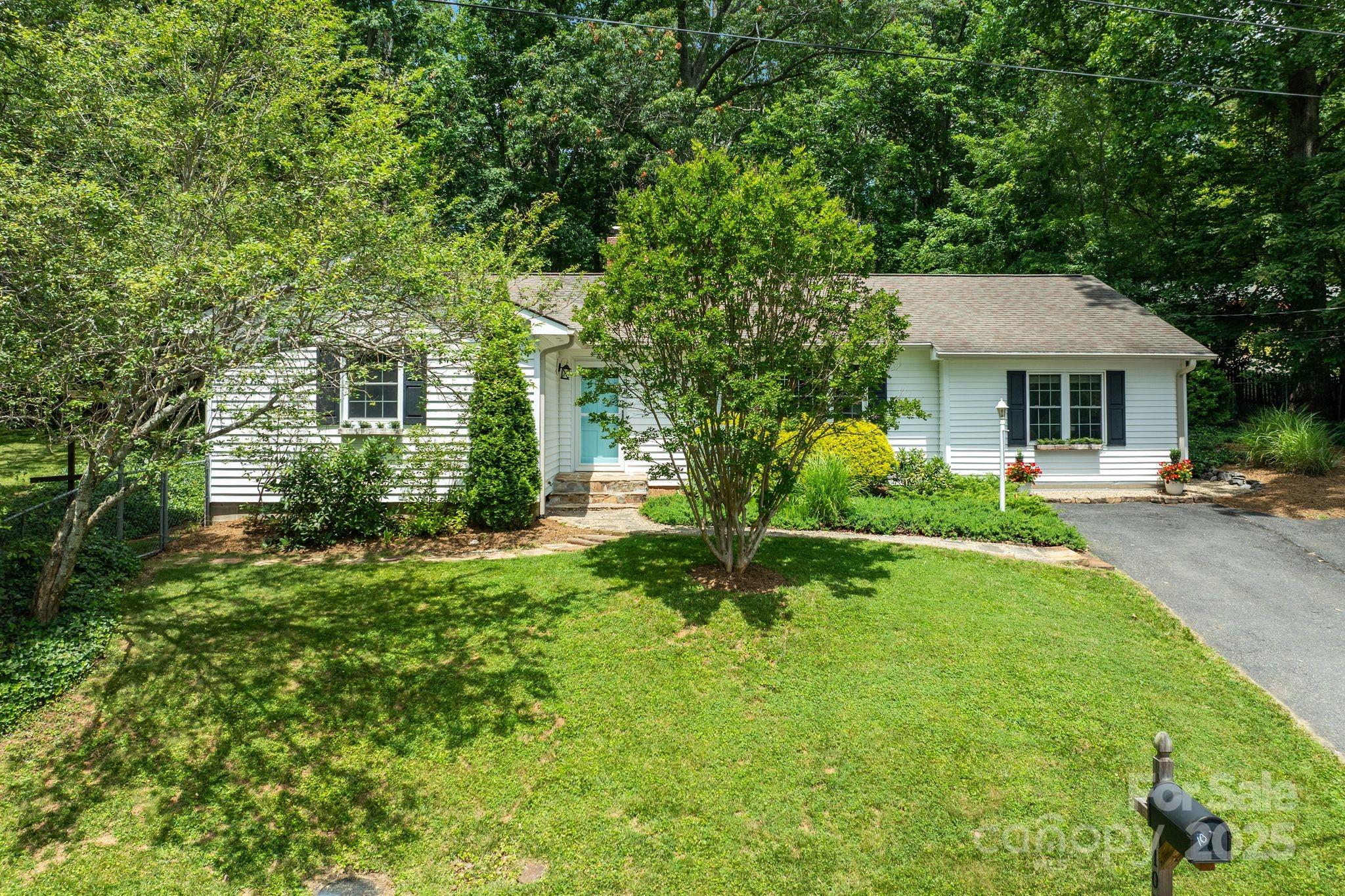 10 Daniel Lane Black Mountain NC 28711