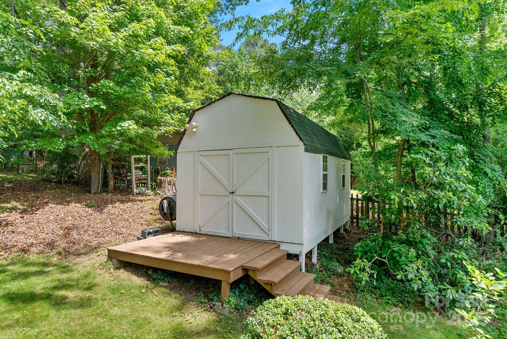 10 Daniel Lane Black Mountain NC 28711